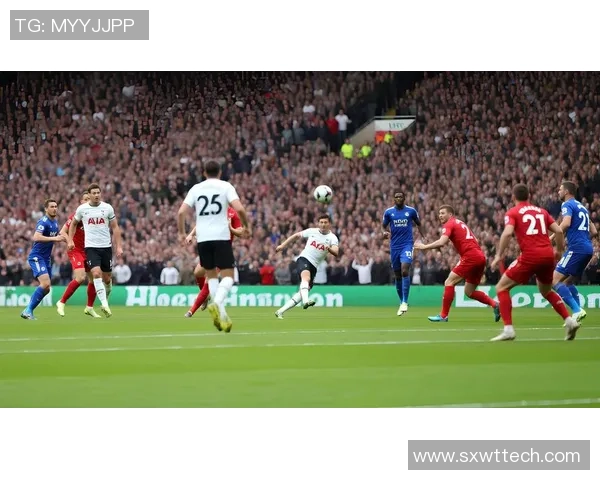 测试你与足球球星的相似度，看看谁是你在绿茵场上的双胞胎兄弟