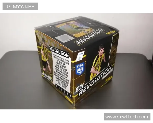 哪家公司出品的足球球星卡更具收藏价值和市场潜力